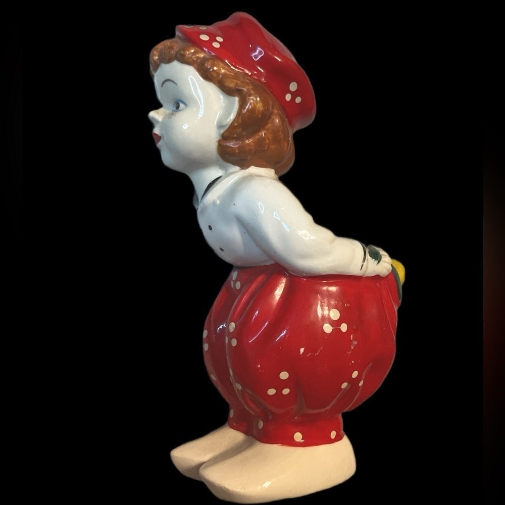 Vintage vase Ceramic Figurine Hand Painted Dutch Girl Wall Decor